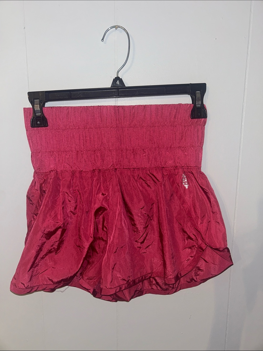 Pink three people movement shorts